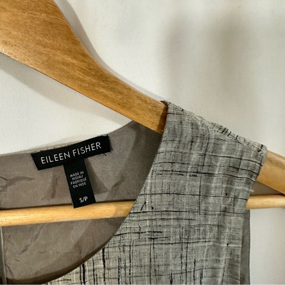 Eileen Fisher 100% Silk Sleeveless Top - Picture 7 of 8